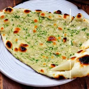 Chicken keem butter naan