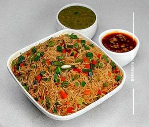 Veg Singapore Fried Rice 