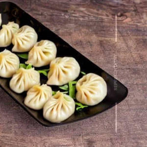 Pcc Spl. Paneer Achari Cream Momos