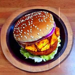 Spicy Tandoori Paneer Burger
