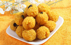 Boondi Laddu 250g (6pcs)