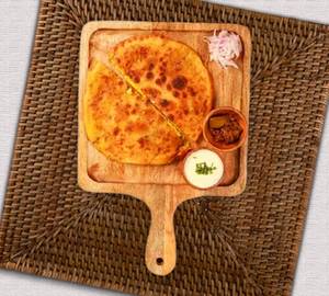 Tawa Aloo Pyaaz Paratha