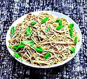 Chicken hakka noodles