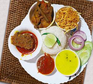 Katla fish thali