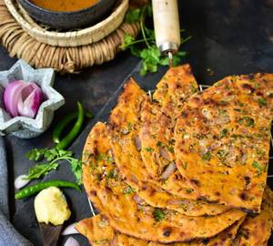 Missi Roti with Onion