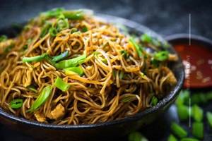 Hakka noodles