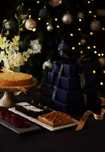 Eggless Trio Gift Hamper [Std]