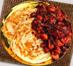 Lachha paratha with chicken fried