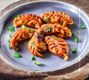 Chicken Pan Fried Schezwan Momos