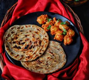 Paratha (3 pcs) & kashmiri Aloo Dum