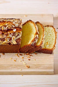 Lemon Pound Cake Slice(1 Pc)
