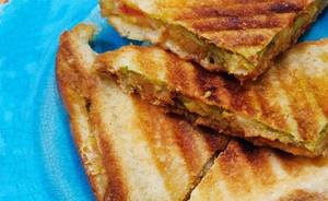 Aloo Bread Toast