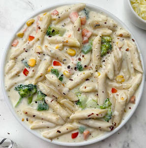 White Sauce Pasta Veg