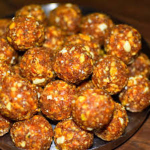 Dry Fruit Laddu
