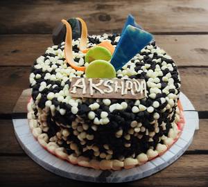 White Chocochips Cake