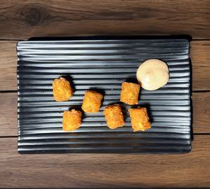 Chilli garlic potato shots