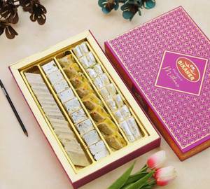 4 Line 3 Khoya + 1 Kaju Fancy Box [1 Kg]