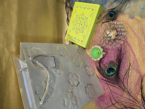 Cream Designer Carry Bag Big