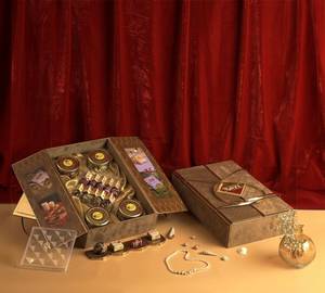 The Luxotic Box 