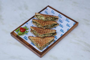 Pesto Sandwich