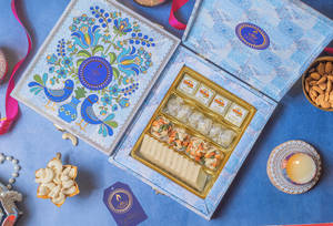 Sky Blue Sweet Box (small)