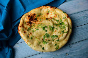 Masala Kulcha[1 pcs]