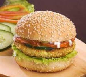 Peri peri paneer burger