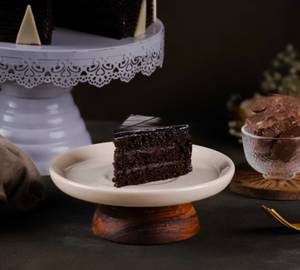 Chocolate Mousse Truffle Pastry