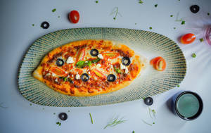 Anatolian Delight Pide Beef