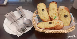 Cheesy Garlic Bread