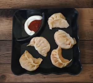 Veg Momos 5Pcs