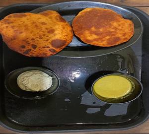 Manglore bunns with chutney