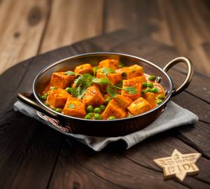 Matar Paneer