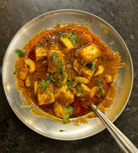 Kaju paneer masala