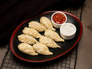 Darjeeling Veg Steamed Momos (10 Pcs)