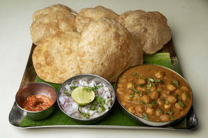 Chole Puri