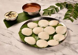Mini Idlis (12 Pcs)