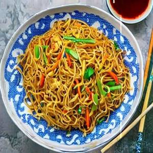 Chicken Hakka Noodles
