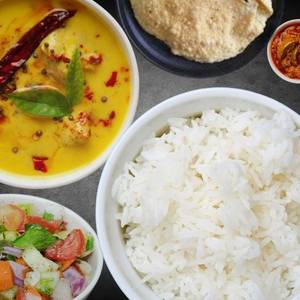 Bhindi Kadhi Chawal