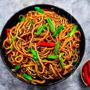 Hakka Noodles Chilli Paneer