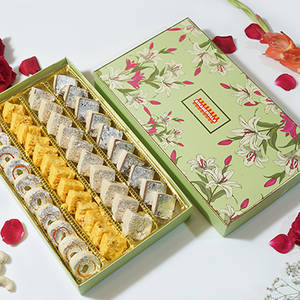 Assorted Golden Super Sweet Box