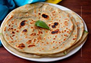 Paneer Pyaaz Paratha
