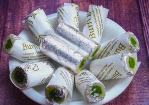 Kaju Pista Roll