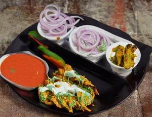 Tandoori Cheese Chicken Shawarma