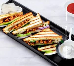 Grilled Chilli Paneer Sandwich