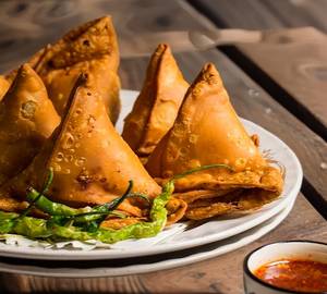 Dahi Samosa