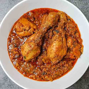 Dhaba Chicken With Keema