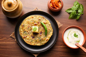 2 Methi Paratha With Dahi And Achar 