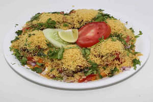Sev Batata Puri