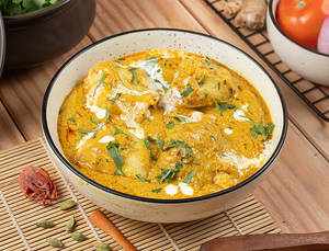 Chicken Reshmi Butter Masala